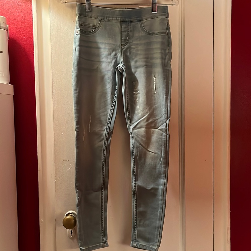 Girls Slim Light Denim Pull-On Jeans, Mid Rise, Soft and Stretchy Leggings